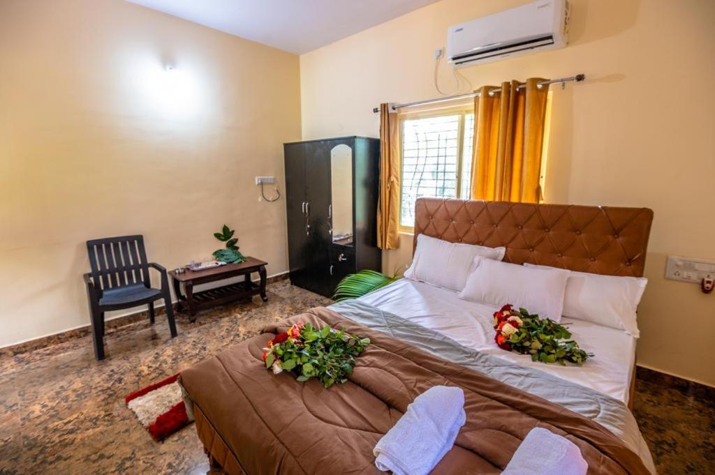 Saptami Hampi Homestay Kültér fotó