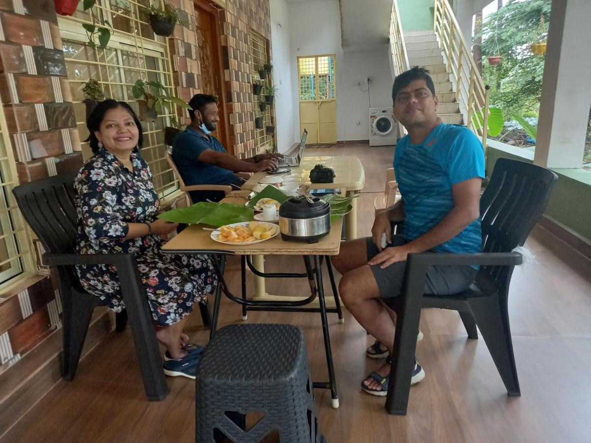 Saptami Hampi Homestay Kültér fotó
